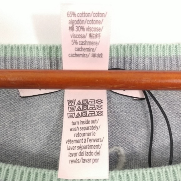 NWT Victoria's Secret Cashmere Blend Sweater - Picture 7 of 8